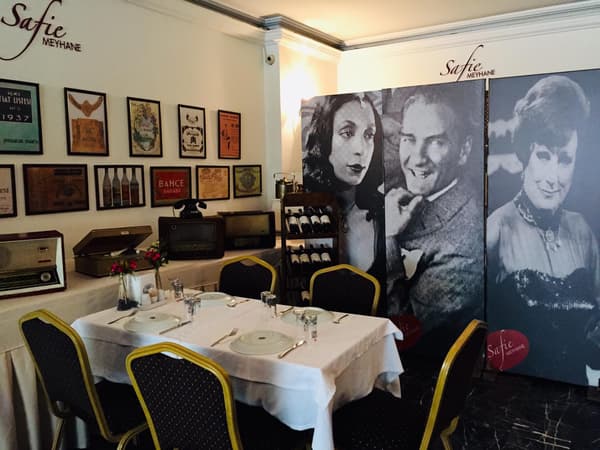 Safie Meyhane - 6. Fotoğraf Safie Meyhane - 6. Fotoğraf