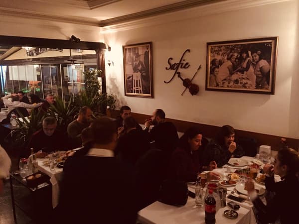 Safie Meyhane - 14. Fotoğraf Safie Meyhane - 14. Fotoğraf