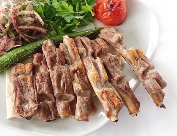 Alacaatlı Et Restoran By Nurullah Usta - 7. Fotoğraf Alacaatlı Et Restoran By Nurullah Usta - 7. Fotoğraf