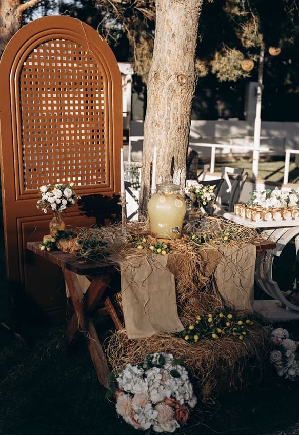 Mango Garden İs Sahne  - 6. Fotoğraf