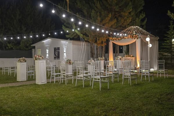 Mango Garden İs Sahne  - 9. Fotoğraf